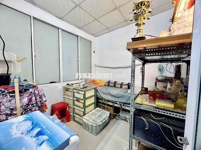 Nhà nguyên căn rộng ,đẹp,rẻ Quận 8