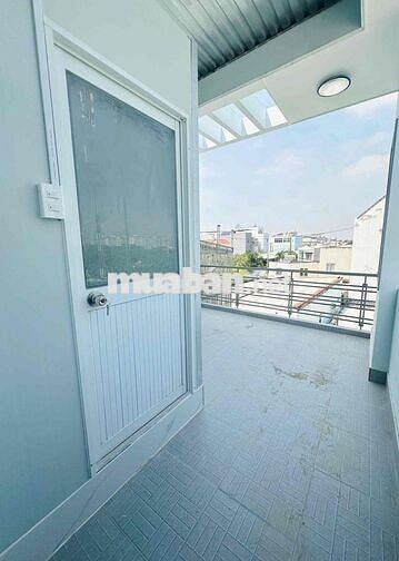 Cho thuê căn hộ dịch vụ sẵn nội thất gần Làng Đại Học Thủ Đức