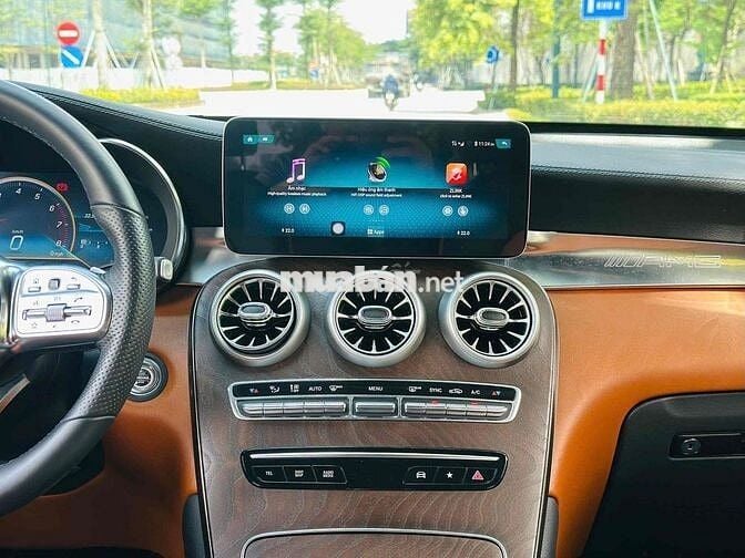 Mercedes-Benz GLC200 4Matic 2021 Trắng 2200 dặm