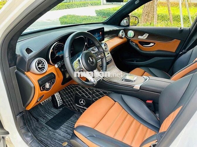 Mercedes-Benz GLC200 4Matic 2021 Trắng 2200 dặm