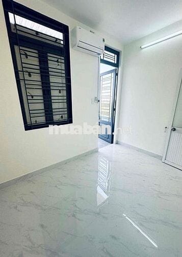 Cho thuê căn hộ dịch vụ sẵn nội thất gần Làng Đại Học Thủ Đức