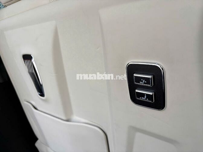 Kia New Carnival Luxury 2.2D 2025 Trắng Like New