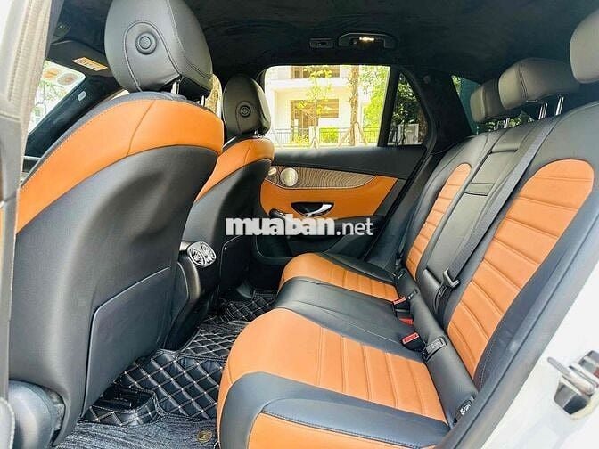 Mercedes-Benz GLC200 4Matic 2021 Trắng 2200 dặm