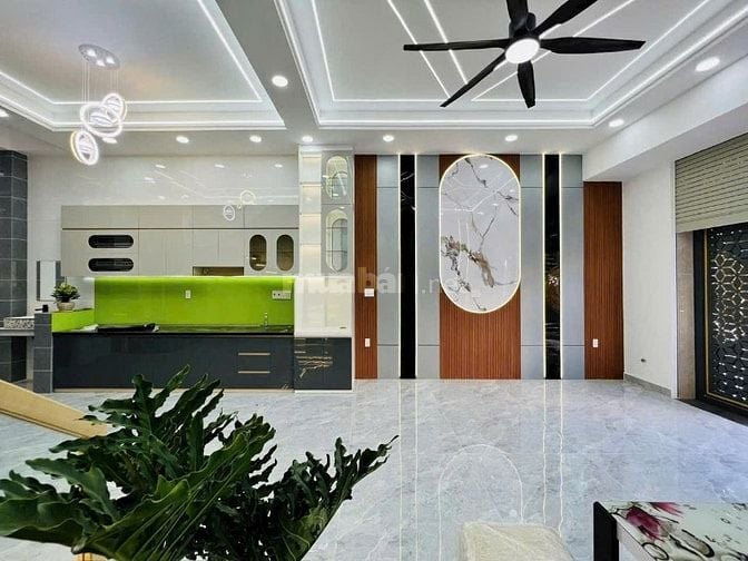 cho thuê nhà nguyên căn giáp EON tân phú