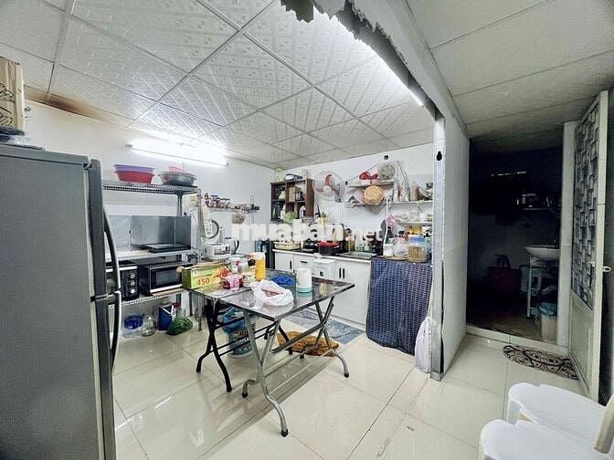 Nhà nguyên căn rộng ,đẹp,rẻ Quận 8