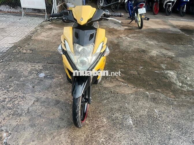 Yamaha Nouvo SX màu Vàng