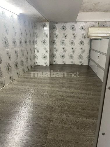 Cho thuê phòng quận 8 22m2 trong chợ Gạch Ông
