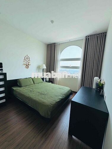 Bán căn Duplex 4pn 4wc có 2 ban công full nội thất cc Dreamhome Palace