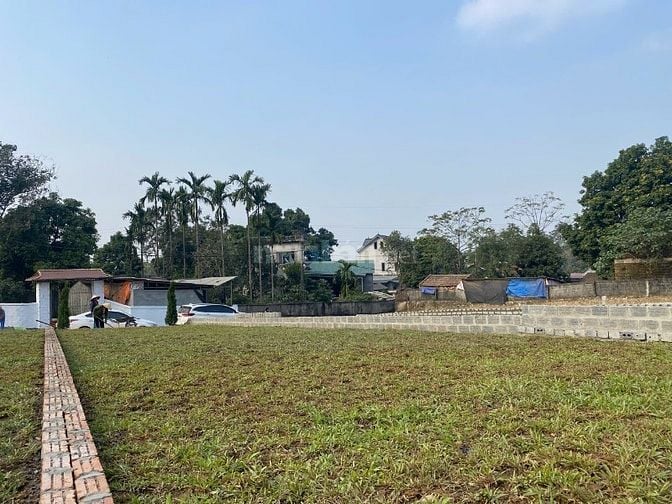 Tài chính 2 tỷ mua đất ở Cư Yên Lương Sơn Hoà Bình