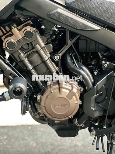 Honda CB650R 2020 Bạc 24000 km