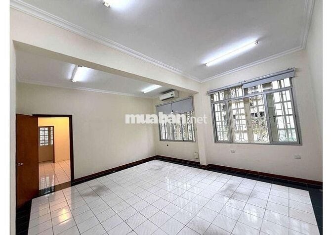 VĂN PHÒNG, SHOWROM PHỐ TRẦN HƯNG ĐẠO TỪ 50M2 TRỞ NÊN GIÁ TỪ 30TR/TH