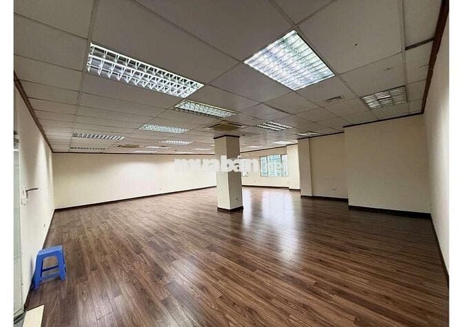 VĂN PHÒNG, SHOWROM PHỐ TRẦN HƯNG ĐẠO TỪ 50M2 TRỞ NÊN GIÁ TỪ 30TR/TH