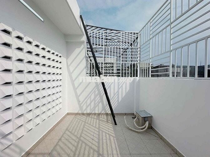 NHÀ BÌNH TÂN (4M x 14M) GIÁP KHU TÊN LỬA. TẶNG FULL NỘI THẤT. ĐƯỜNG 6M