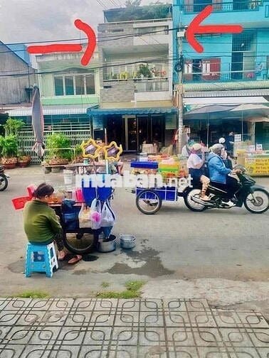 Nhà Lầu Mặt Chợ 1 tỷ160 Cho Thuê 10 triệu Ở Chợ Công Nhân Bình Chánh