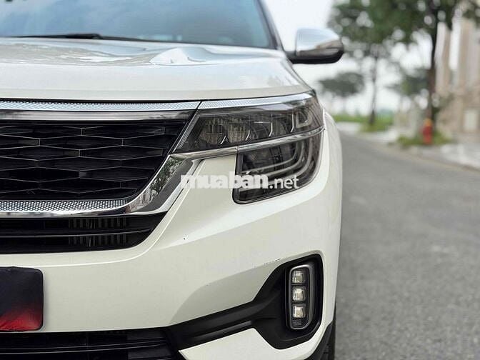 Kia Seltos 1.4 Premium 2020 quá mới chỉ 13.000 km