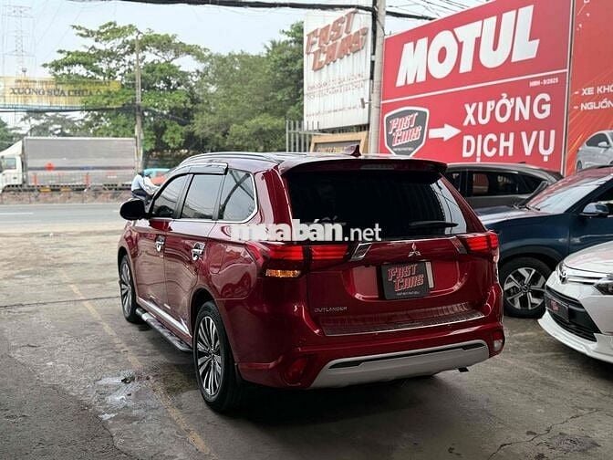 Mitsubishi Outlander 2022 2.0 CVT 25000 km một chủ