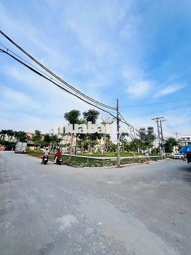 ĐẤT CÓ 14P.TRỌ_SÁT MẶT TIỀN_GẦN CÔNG VIÊN_THU NHẬP ỔN ĐINH_9.1x24m_HXH