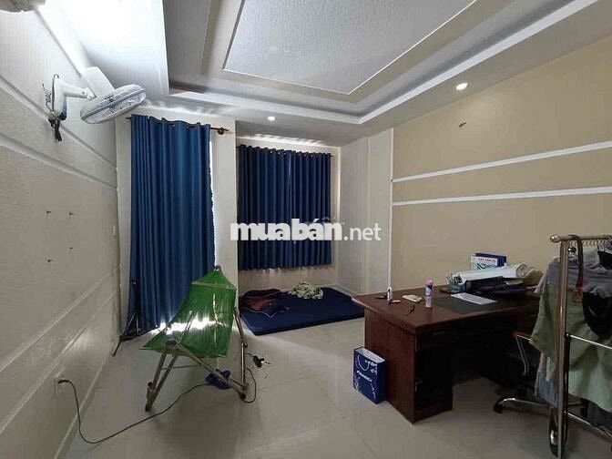 KHU DÂN CƯ HIỆP BÌNH NHÀ 3 LẦU 5PN 5WC FULL NỘI THẤT SÂN ĐẬU XE Ô TÔ