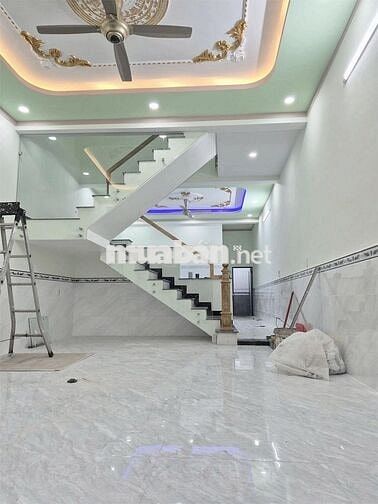 Chủ bán thanh lý cắt lỗ nhà mặt tiền gần chợ Qui Đức giá 1 tỷ 070tr