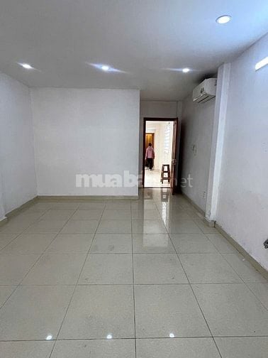 HẺM XE TẢI NGUYỄN OANH - P17- GÒ VẤP (4,5*20M ) 2 LẦU -3PN-4WC-P17-GV