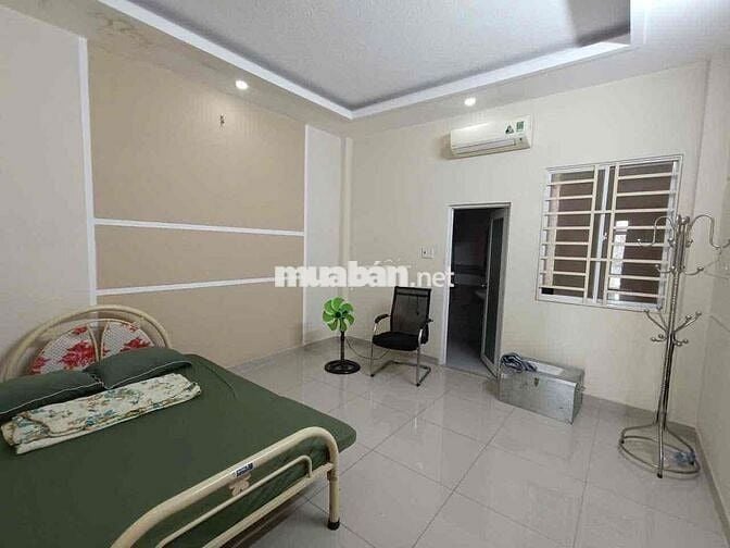 KHU DÂN CƯ HIỆP BÌNH NHÀ 3 LẦU 5PN 5WC FULL NỘI THẤT SÂN ĐẬU XE Ô TÔ