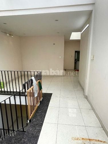 HẺM XE TẢI NGUYỄN OANH - P17- GÒ VẤP (4,5*20M ) 2 LẦU -3PN-4WC-P17-GV