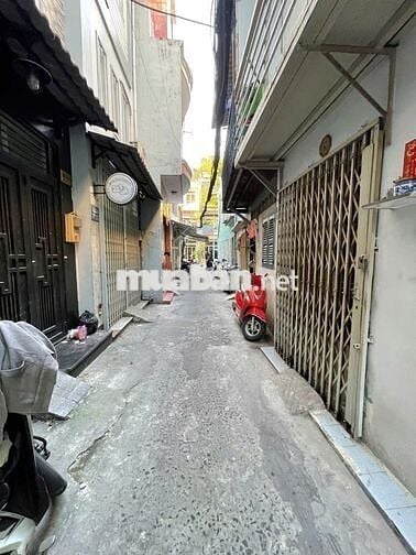 SIÊU RẺ TT Q10 HOÀ HẢO-HẺM XE HƠI THÔNG 2 ĐẦU-3PN-BAN CÔNG-NHỈNH 5 TỶ