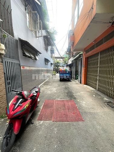 HẺM XE TẢI NGUYỄN OANH - P17- GÒ VẤP (4,5*20M ) 2 LẦU -3PN-4WC-P17-GV