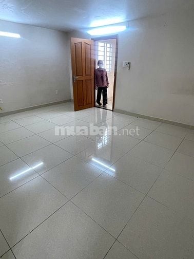 HẺM XE TẢI NGUYỄN OANH - P17- GÒ VẤP (4,5*20M ) 2 LẦU -3PN-4WC-P17-GV