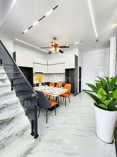 HẠ GIÁ NHÀ TRƯƠNG ĐĂNG QUẾ - GÒ VẤP CHỈ 3 TỶ 250 GẦN DH TÀI CHÍNH SHR