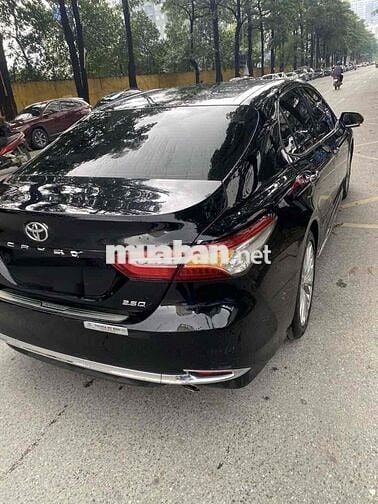 Toyota Camry 2019 nhập Thái 2.5Q - 210000 km