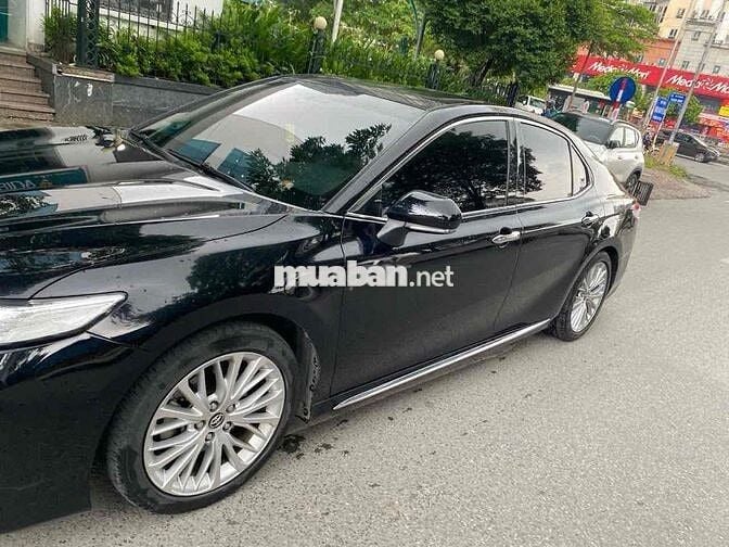 Toyota Camry 2019 nhập Thái 2.5Q - 210000 km