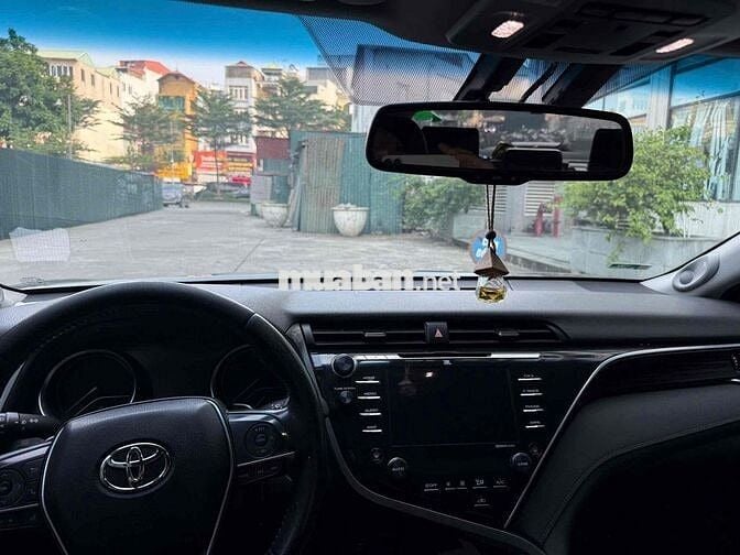 Toyota Camry 2019 nhập Thái 2.5Q - 210000 km