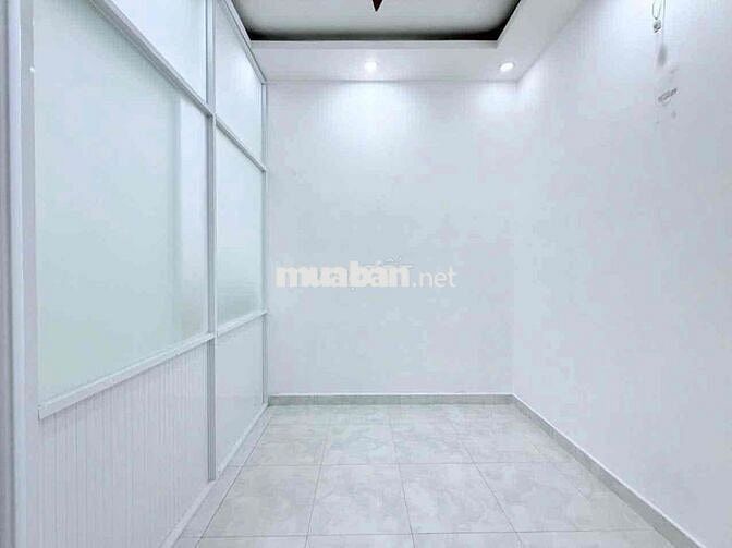 NHÀ HẺM Ô TÔ GÒ VẤP CHỈ 3Đ5 GẦN MẶT TIỀN