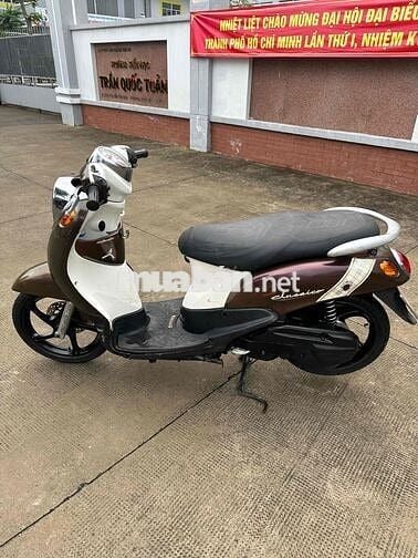 Yamaha Mio Classico Nâu trắng
