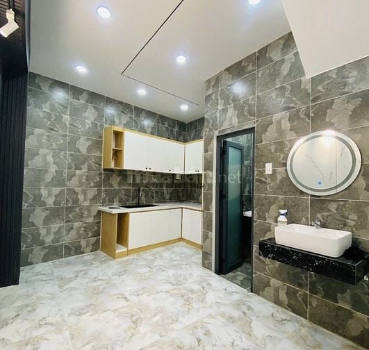 Với hẻm ô tô 5m duy nhất ở Nơ Trang Long 3 tỷ 190 1T2L ST SHR nhà đẹp