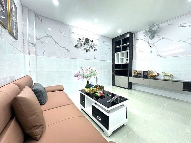 Bán nhà hẻm xe hơi thông Quang Trung,P.11, 4,2 x 8,5, 3PN giá 3.79 tỷ