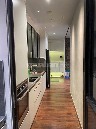 Bán nhanh căn hộ Akari City, 95m2, 3PN, lầu cao, tặng nội thất, 6.9 tỷ