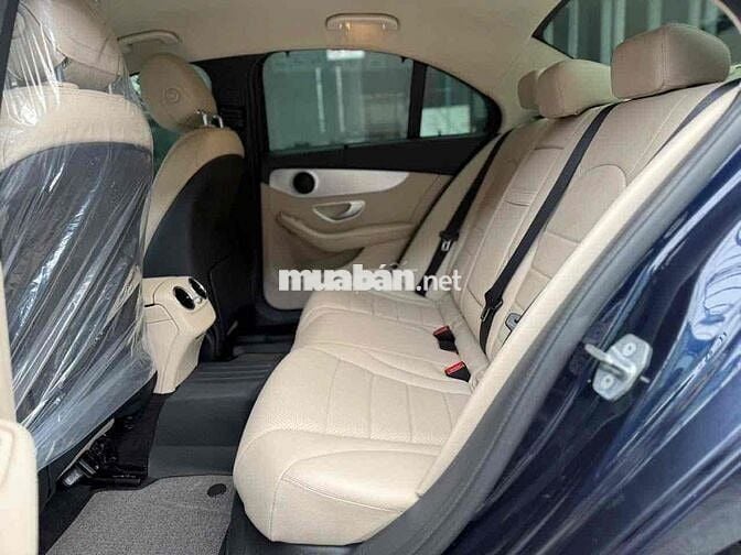 Mercedes Benz C Class 2016