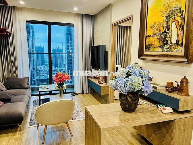 Bán Căn 2N2VS  61m2, tại Vinhomes smart city. Giá 5,2 tỷ