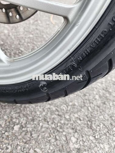 Bán chiếc SH lên vỏ ý máy zin hồ sơ cầm tay