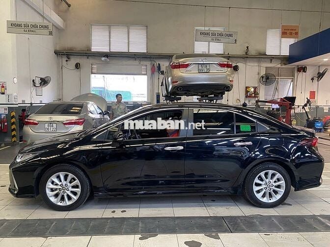 Toyota Corolla Altis 2023 1.8G, xe gia đình, 1 chủ