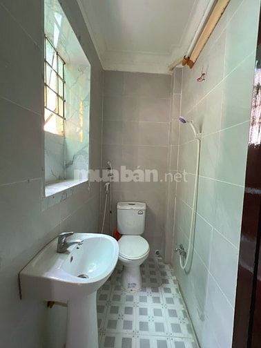 Cho thuê nhà Nguyên Căn - Mặt Tiền Trần Hưng Đạo - An Bình. 5 tầng. 