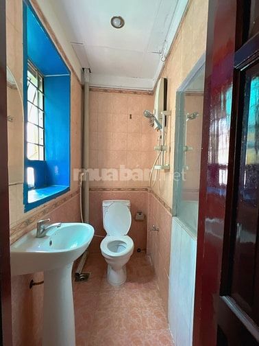 Cho thuê nhà Nguyên Căn - Mặt Tiền Trần Hưng Đạo - An Bình. 5 tầng. 