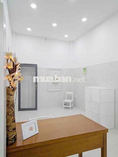 Cho thuê nhà nguyên căn Đường Nhiêu Tứ P7 Quận PN