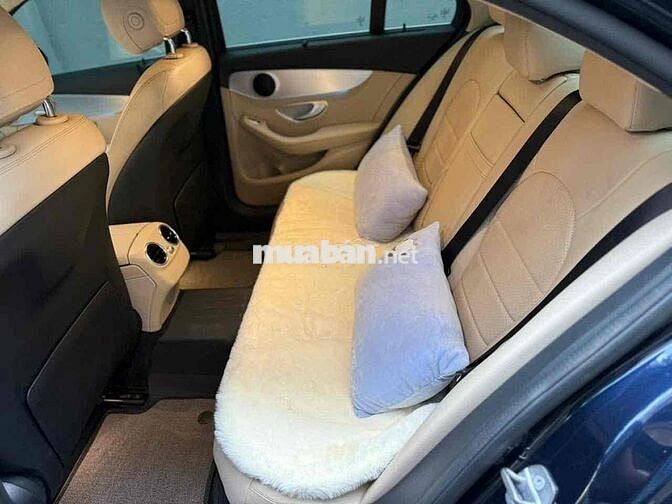 Mercedes Benz C Class 2016