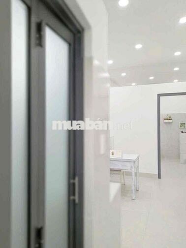 Cho thuê nhà nguyên căn Đường Nhiêu Tứ P7 Quận PN