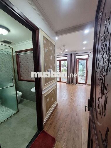 NHÀ HẺM XE TẢI CÁCH TRƯỜNG CHINH 70M NỘI THẤT CƠ BẢN 3MÁY L.