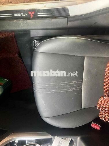 Mitsubishi Xpander 2024 Premium 1.5 AT - 30000 km