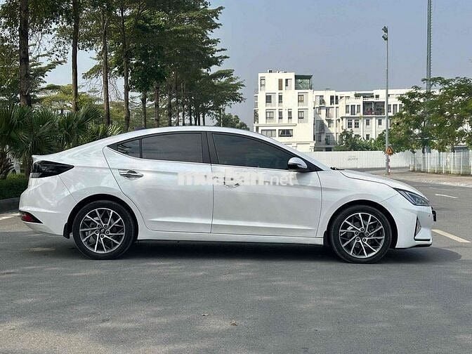 Hyundai Elantra 2020 2.0 AT - 72000 km bao zin